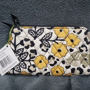 NWT Vera Bradley zip around wallet - Go Wild pattern